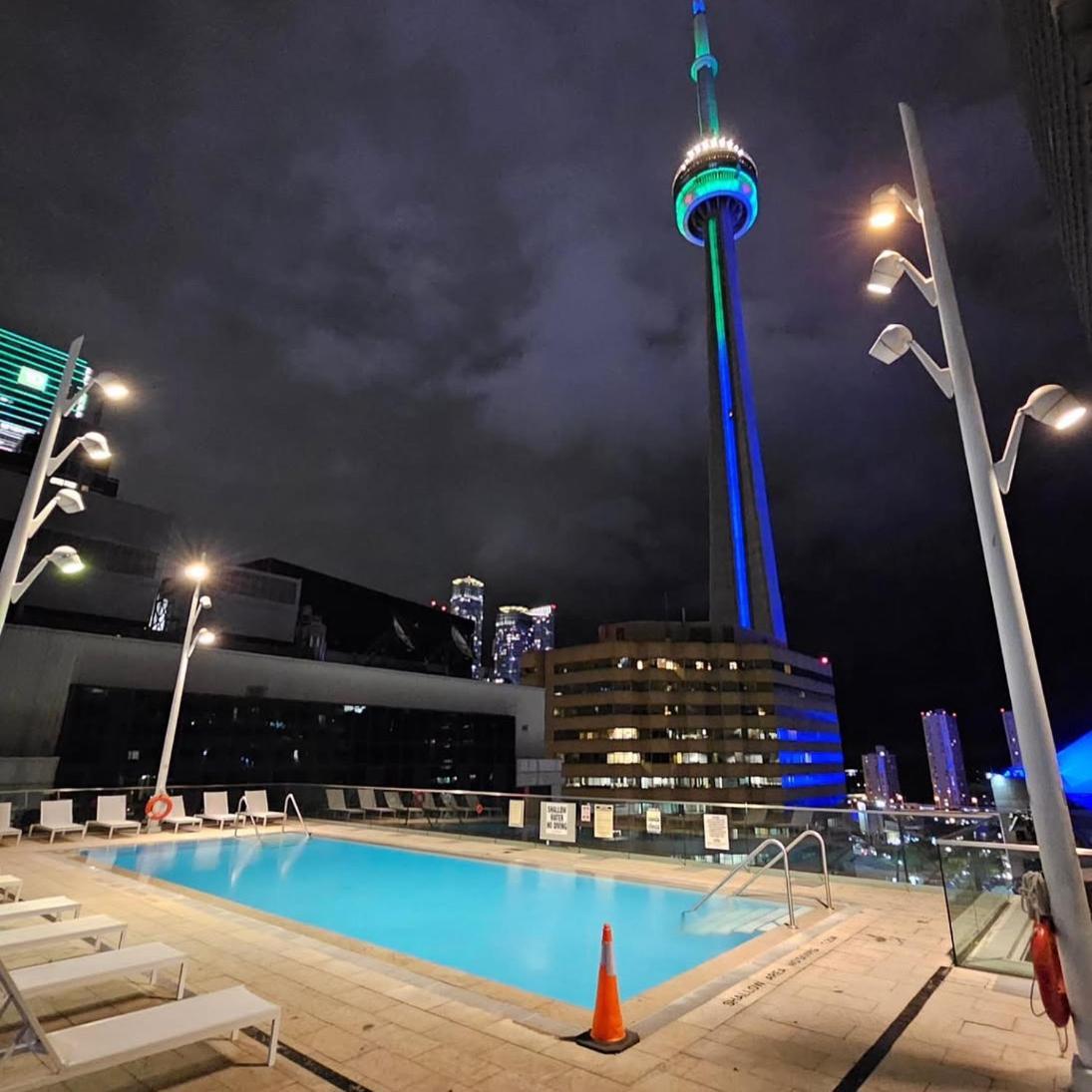 Cn Lovers Toronto Bagian luar foto